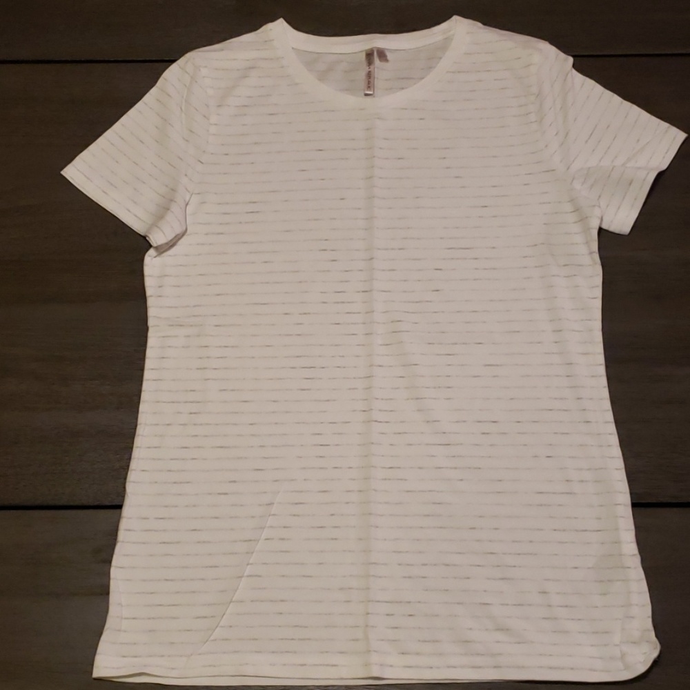 Banana Republic T-shirt (NWOT)